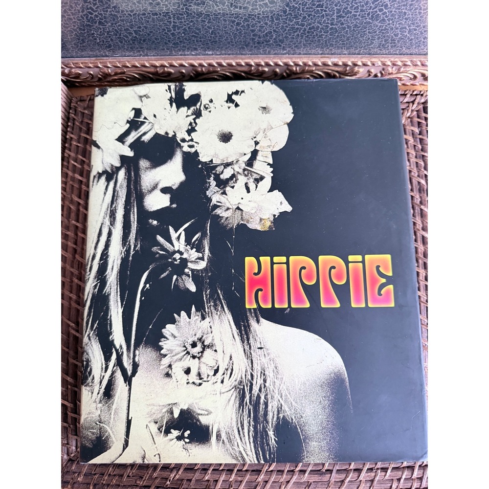 Hippie by Barry Miles 2004 Hardcover Book 1960s Counterculture 1-4027-1442-4